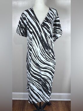 Soft Surroundings Plus Sz 2X "Saria" Zebra Black Stripe Faux Wrap Jersey Dress